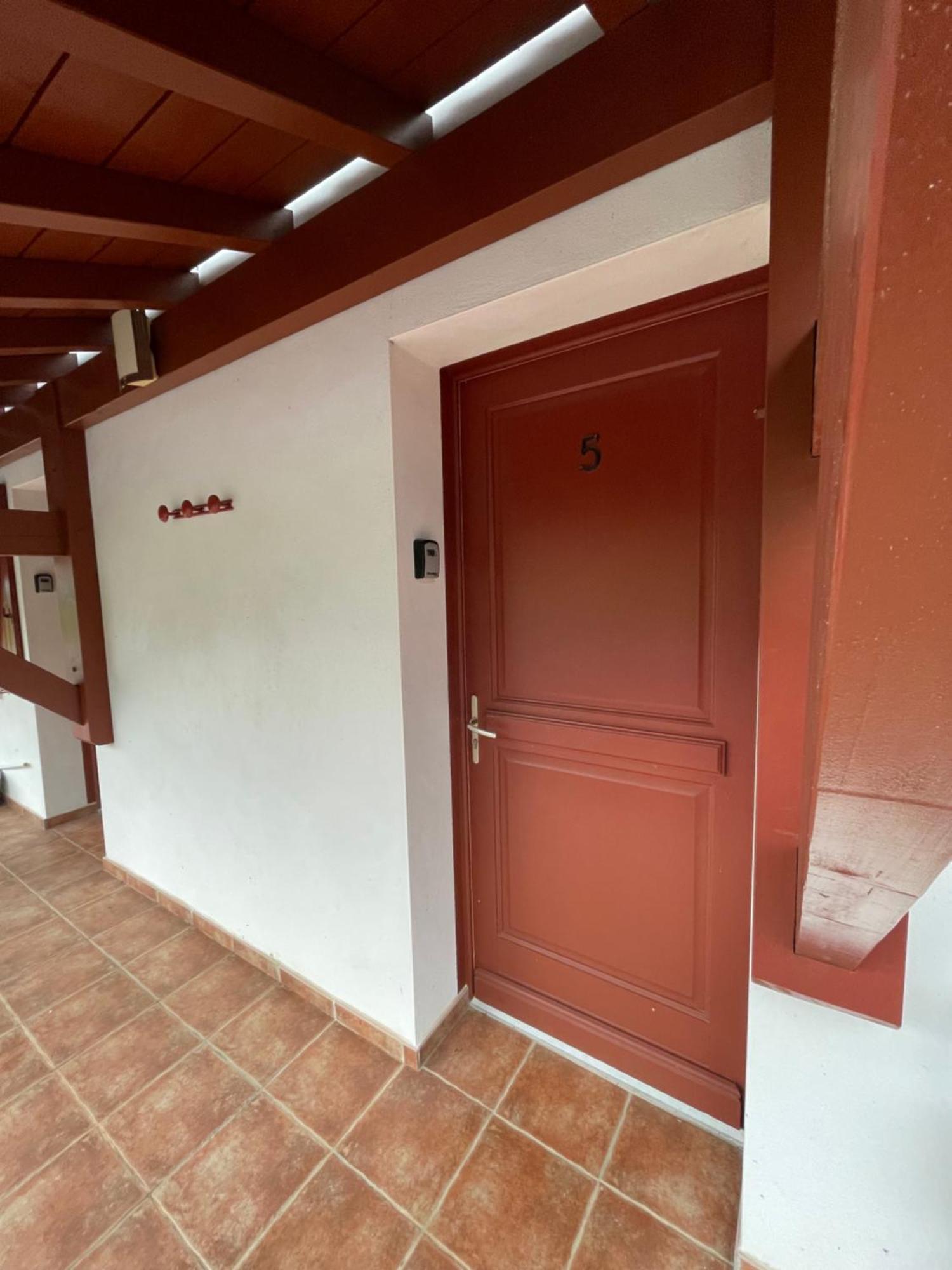 Chambres Zazpiak Saint-Jean-Pied-de-Port Kamer foto